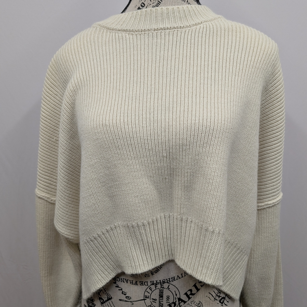 Double Zero cropped sweater